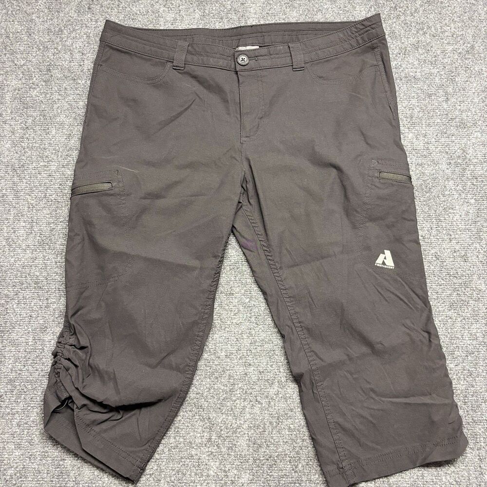 Eddie Bauer First Ascent Guide Capri Cargo Pants Women 14 Petite Black Hiking